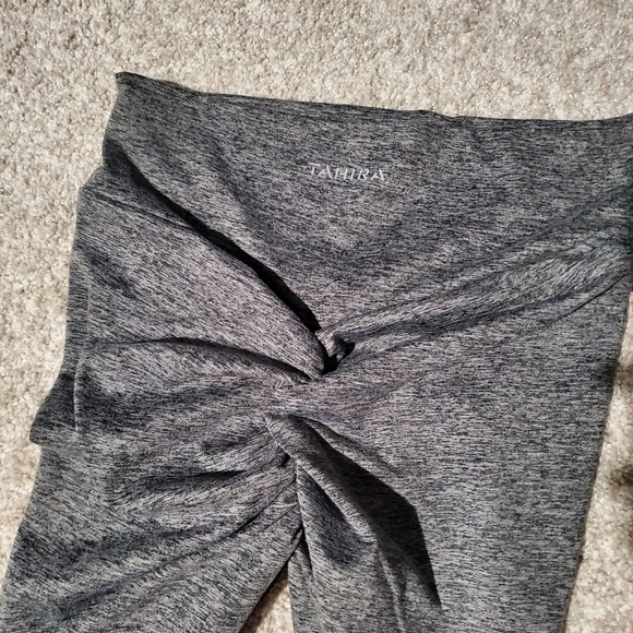 Tahira by KB Palm Heather Legging in Titanium Size M - Picture 2 of 3